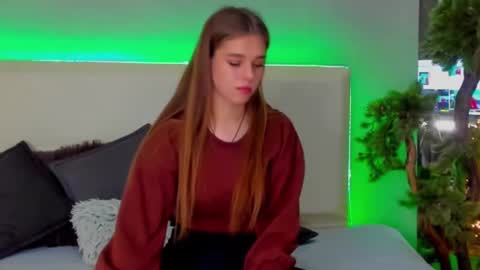 Snapshot of melissacrayzy chatting on 19, 2, 2025 MelissaCrayzy online show from 19, 2, 2025