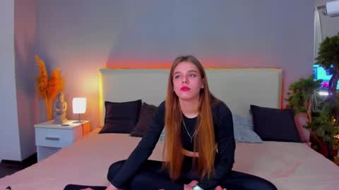 Snapshot of melissacrayzy chatting on 27, 2, 2025 MelissaCrayzy online show from 27, 2, 2025