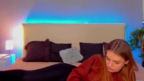Snapshot of melissacrayzy chatting on 28, 2, 2025 MelissaCrayzy online show from 28, 2, 2025