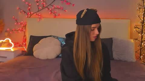 Snapshot of melissacrayzy chatting on 17, 10, 2025 MelissaCrayzy online show from 17, 10, 2025