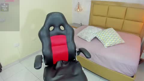 Snapshot of melissarouge chatting on 23, 9, 2025 online show from 23, 9, 2025