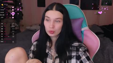 Snapshot of mella_freya chatting on 9, 1, 2025 Freya IM NONUDE online show from 9, 1, 2025