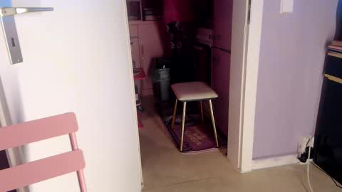 Melli online show from 15, 10, 2025