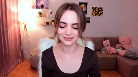 Tessa online show from 5, 3, 2025