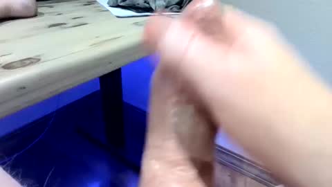 mellomike online show from 4, 12, 2024