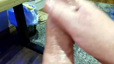 mellomike online show from 10, 4, 2026