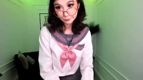 mellsawertyq online show from 14, 10, 2025