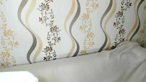 MelMooon online show from 6, 11, 2025