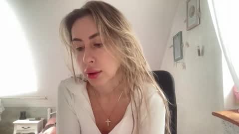 Melodie online show from 2, 10, 2025