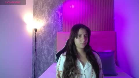 Snapshot of melody_bleir chatting on 26, 10, 2025 Melody online show from 26, 10, 2025