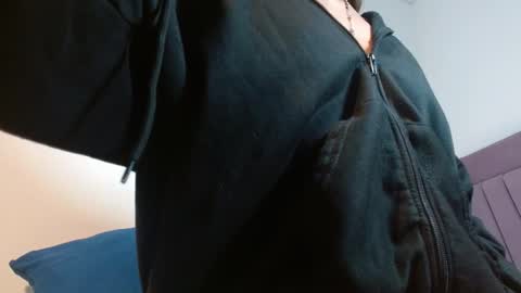 melody_mercy online show from 1, 3, 2025