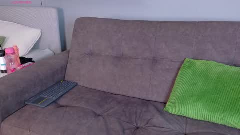 M E L O D Y  online show from 21, 4, 2026