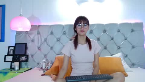 Snapshot of melodymansson chatting on 3, 1, 2025 Luisa Castro online show from 3, 1, 2025