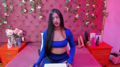 Melodysmithass online show from 27, 9, 2025