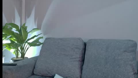 Maelly online show from 16, 4, 2026