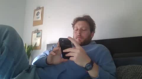 memo20cm online show from 21, 2, 2025