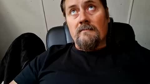 men10_12_1983 online show from 12, 9, 2025