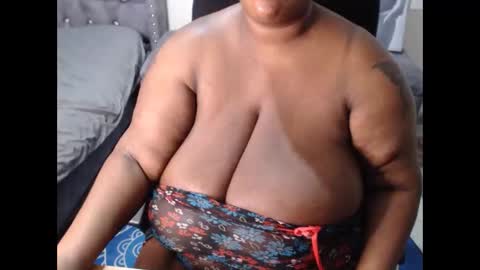 bigboobsass online show from 7, 11, 2025