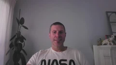 Snapshot of menotista chatting on 25, 11, 2025 menotista online show from 25, 11, 2025