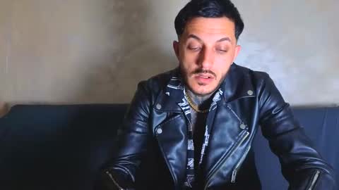 Fallow my ONLYFANS for xxx daily online show from 6, 11, 2025