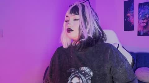 Snapshot of meow_boo chatting on 30, 5, 2026 Aruz online show from 30, 5, 2026