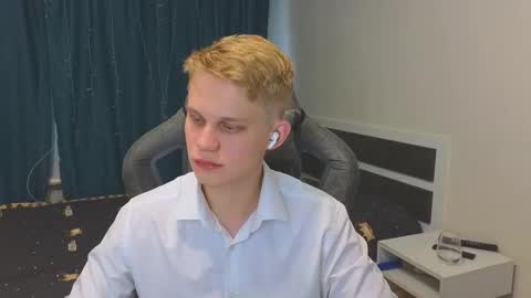 Mickey online show from 11, 11, 2025