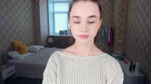 Snapshot of meoww_meows chatting on 18, 10, 2025 Julie online show from 18, 10, 2025