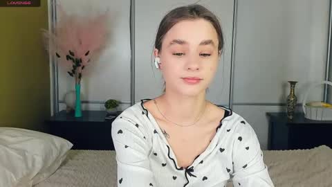 Julie online show from 29, 4, 2026