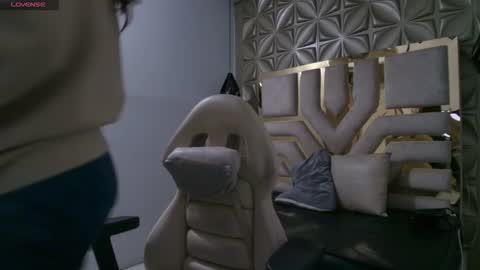    online show from 26, 2, 2026