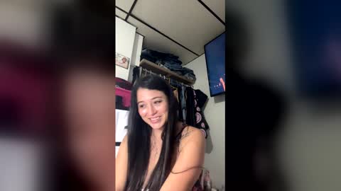 Snapshot of meridastonex chatting on 15, 5, 2026 Merida online show from 15, 5, 2026