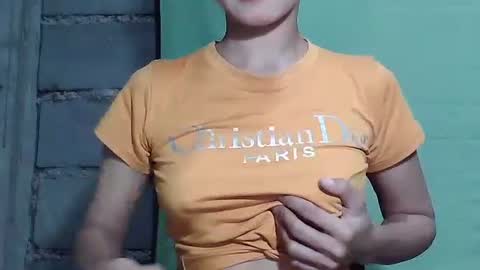 Snapshot of merietiny chatting on 21, 2, 2025 merietiny online show from 21, 2, 2025