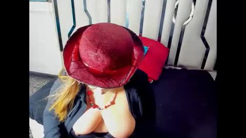 Snapshot of meriland_hh chatting on 12, 5, 2026 Meriland online show from 12, 5, 2026