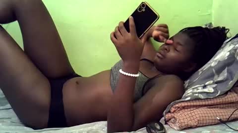 Snapshot of merlin_queen chatting on 10, 2, 2025 merlin_queen online show from 10, 2, 2025