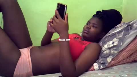 Snapshot of merlin_queen chatting on 12, 2, 2025 merlin_queen online show from 12, 2, 2025