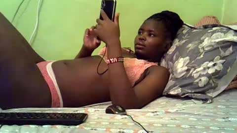 Snapshot of merlin_queen chatting on 9, 3, 2025 merlin_queen online show from 9, 3, 2025