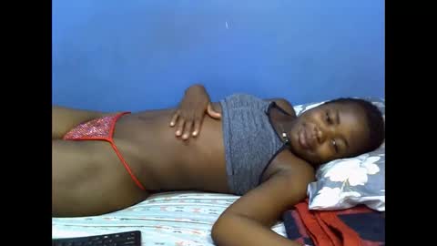 Snapshot of merlin_queen chatting on 28, 9, 2025 merlin_queen online show from 28, 9, 2025