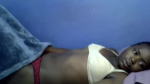 Snapshot of merlin_queen chatting on 10, 10, 2025 merlin_queen online show from 10, 10, 2025