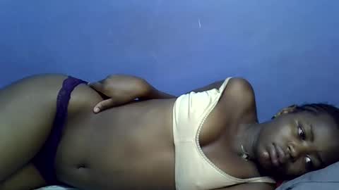 Snapshot of merlin_queen chatting on 12, 10, 2025 merlin_queen online show from 12, 10, 2025