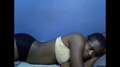 Snapshot of merlin_queen chatting on 14, 10, 2025 merlin_queen online show from 14, 10, 2025