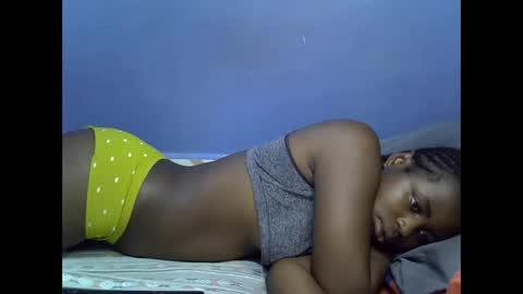 Snapshot of merlin_queen chatting on 18, 10, 2025 merlin_queen online show from 18, 10, 2025