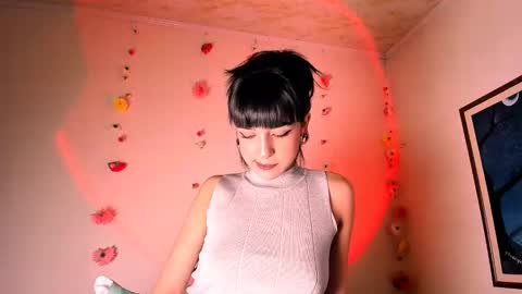 Snapshot of merlynn_ chatting on 10, 12, 2024 Diane 3 online show from 10, 12, 2024