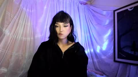 Snapshot of merlynn_ chatting on 5, 2, 2025 Diane 3 online show from 5, 2, 2025