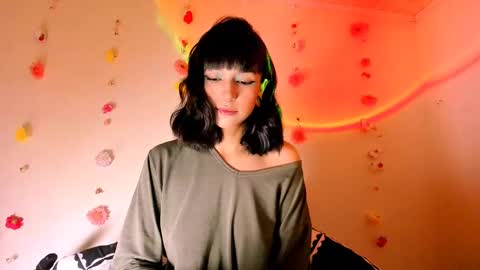 Snapshot of merlynn_ chatting on 4, 3, 2025 Diane 3 online show from 4, 3, 2025