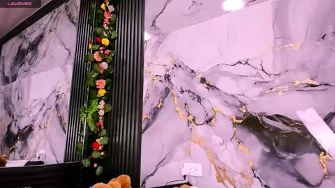 Snapshot of merlynn_ chatting on 14, 9, 2025 Diane 3 online show from 14, 9, 2025