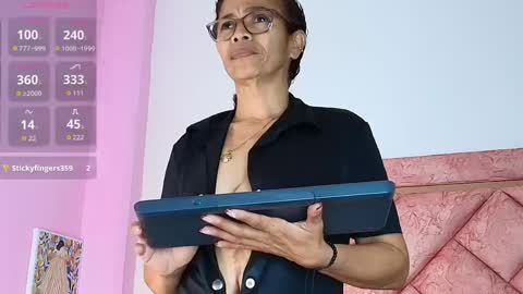 Mery Beks online show from 4, 5, 2026
