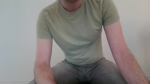 Snapshot of messingaround247 chatting on 26, 3, 2026 messingaround247 online show from 26, 3, 2026