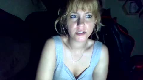 mezzy69 online show from 15, 4, 2026