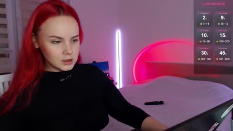 Snapshot of mi_cherry chatting on 4, 2, 2025 Alice online show from 4, 2, 2025