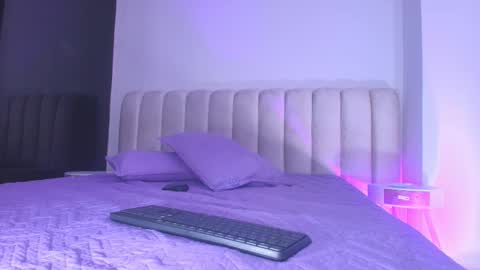 Emi online show from 25, 11, 2025