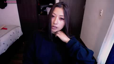 Mia zoe online show from 13, 5, 2026